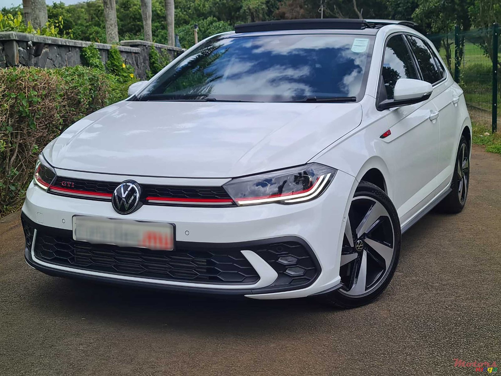 2025' Volkswagen Polo GTI 2.0 TSI photo #1