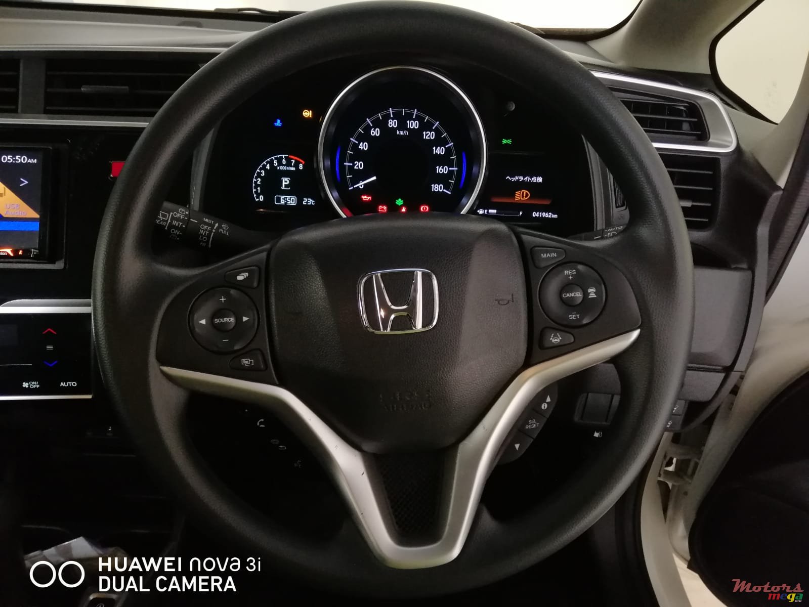 2017' Honda Fit photo #3