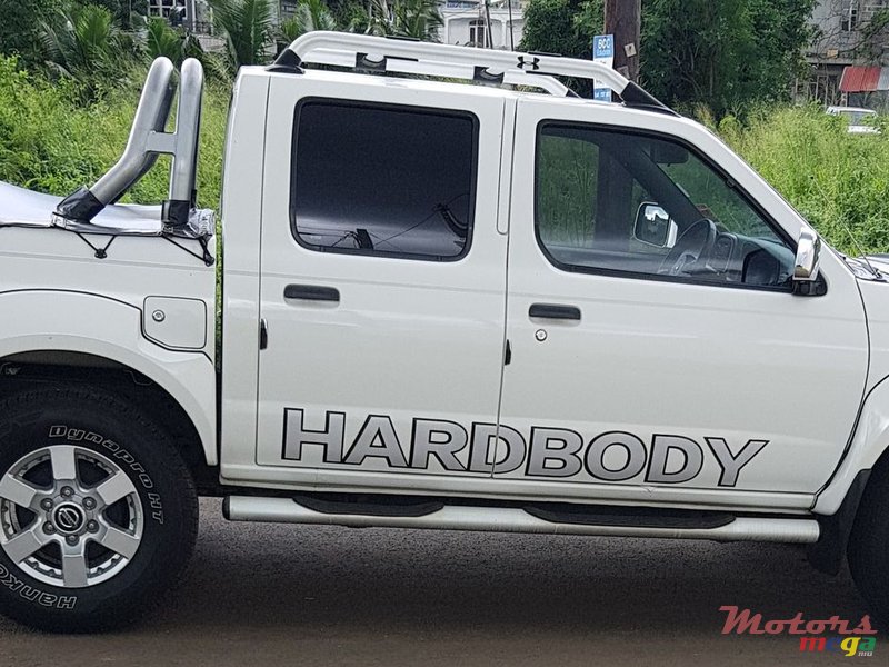 2016' Nissan Hardbody Full Option Turbo photo #4