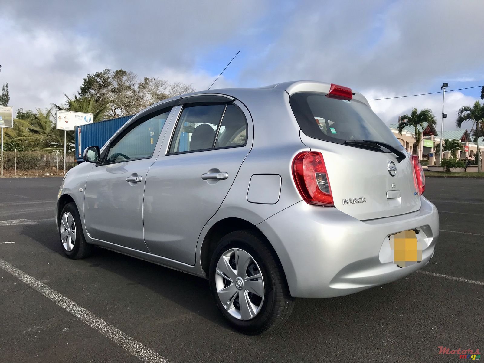 2014' Nissan March photo #4