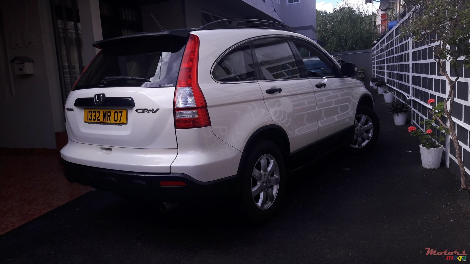 2007' Honda CR-V photo #5