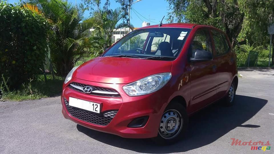 2012' Hyundai i10 photo #2
