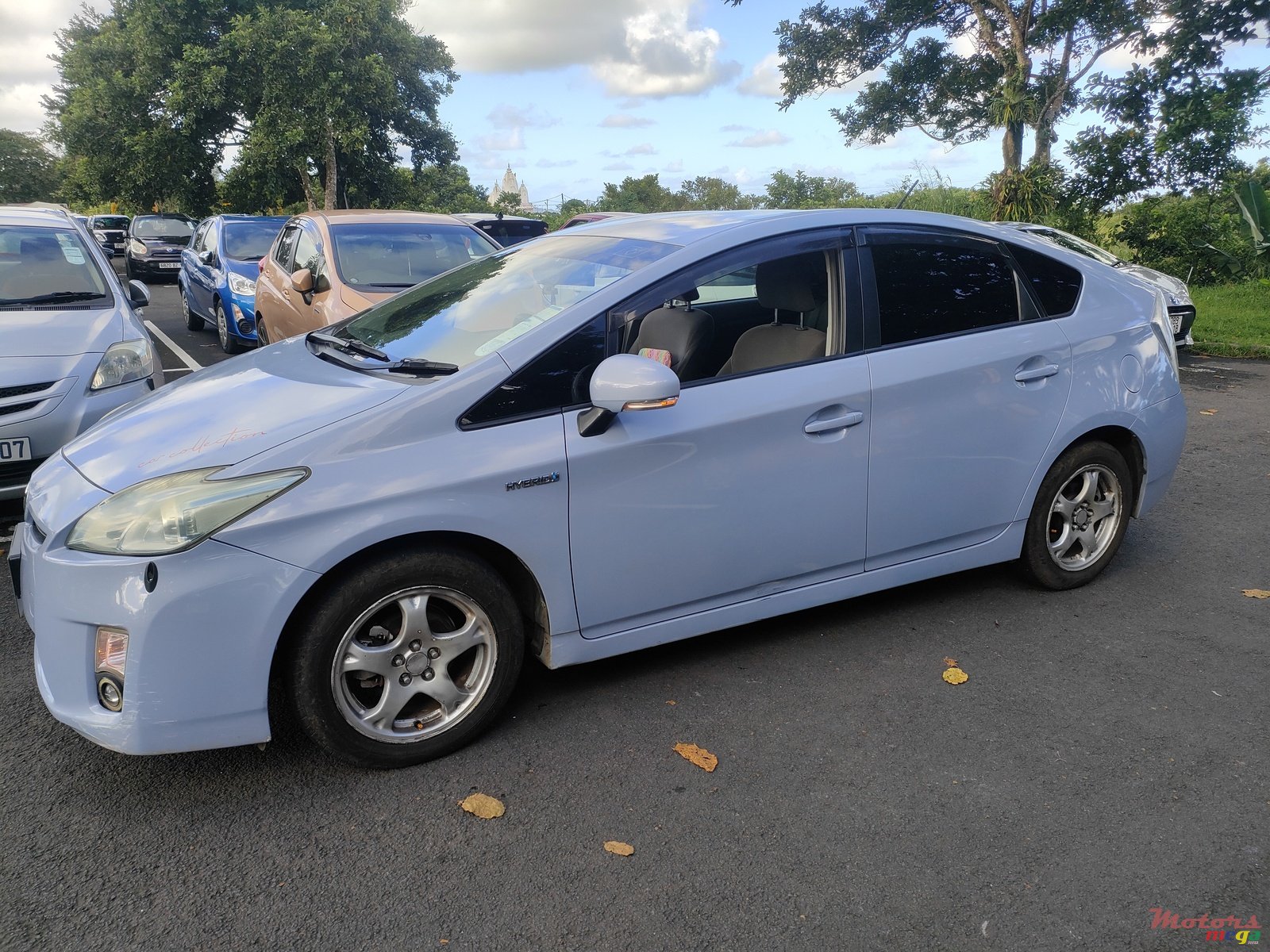 2010' Toyota Prius photo #1