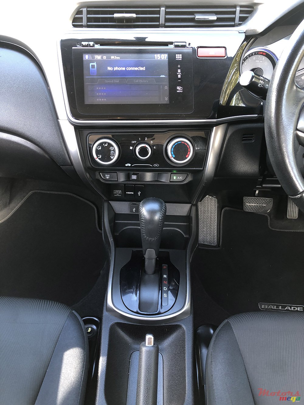 2015' Honda Ballade photo #4