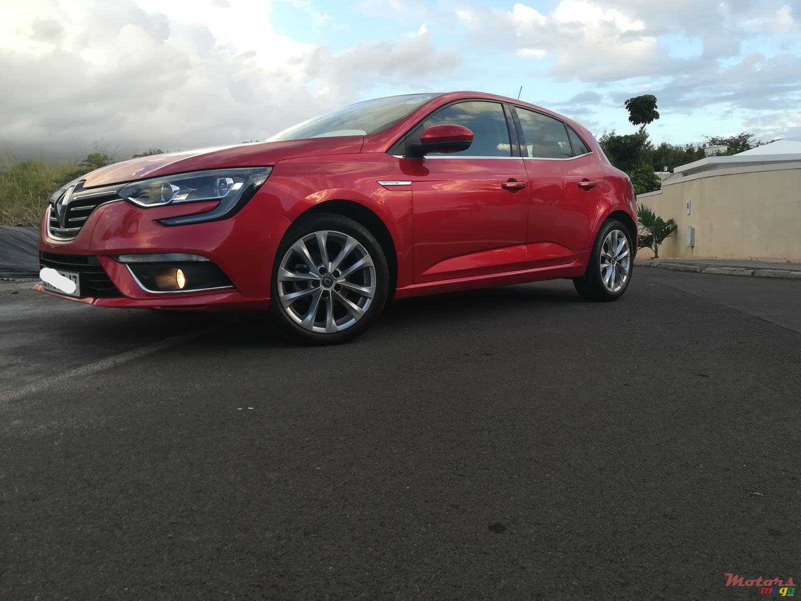 2017' Renault Megane photo #2