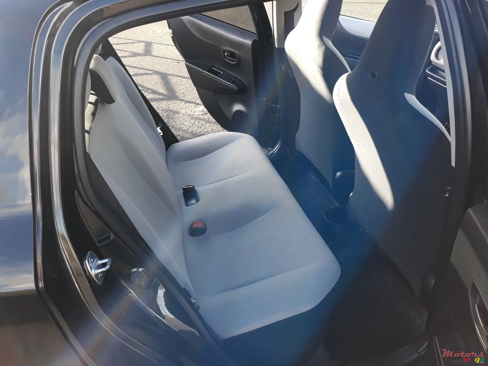 2014' Toyota Vitz New model photo #3