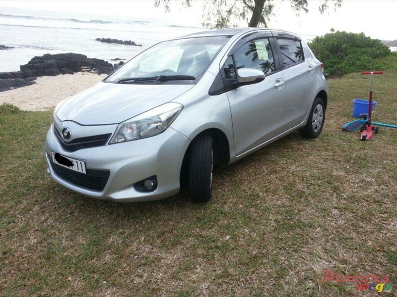 2011' Toyota Vitz photo #1