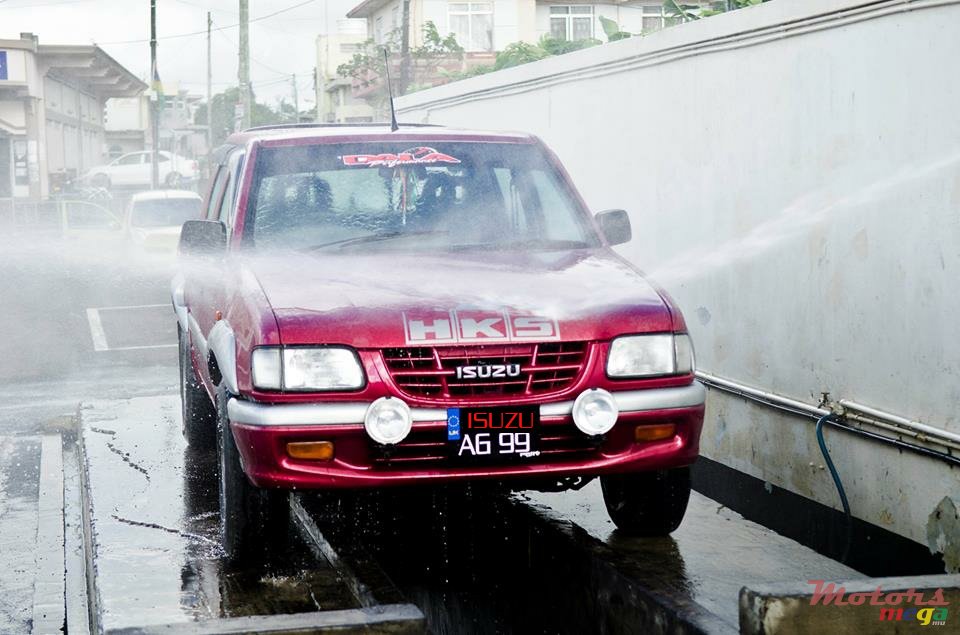 1999' Isuzu KB Series photo #3