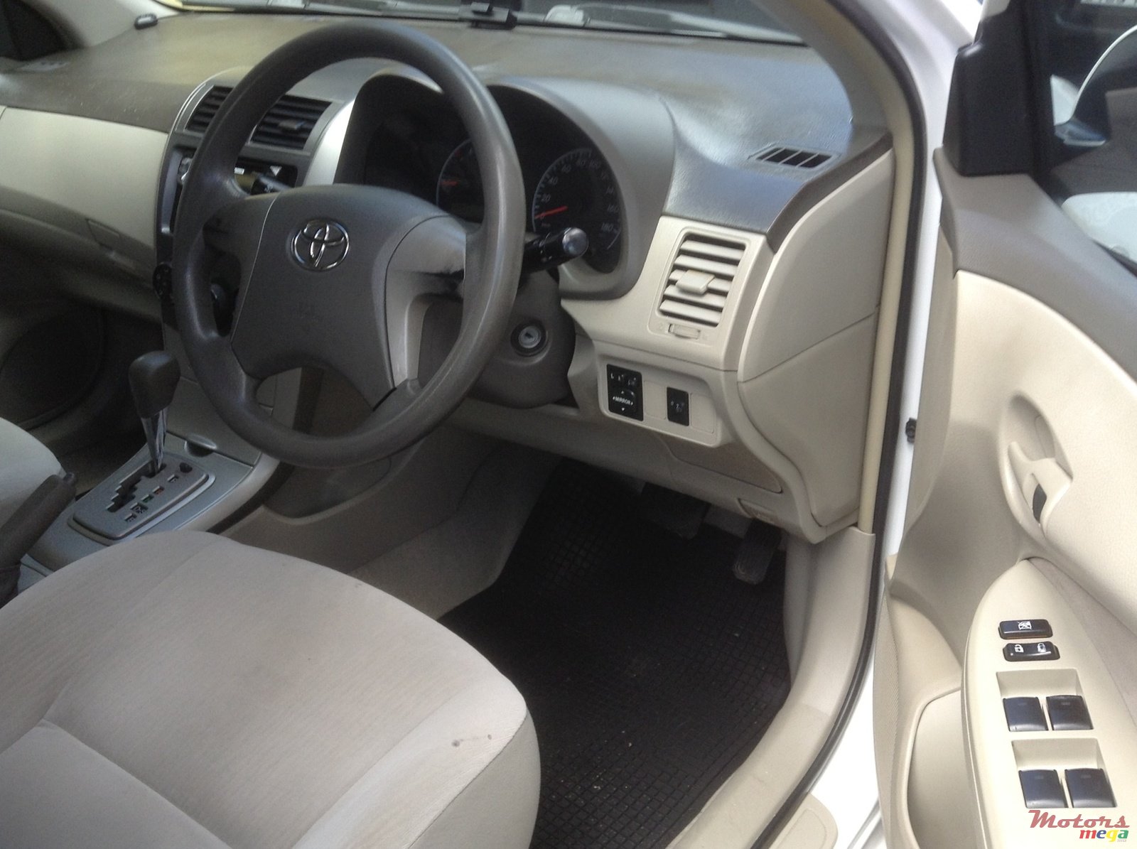 2007' Toyota Axio photo #4