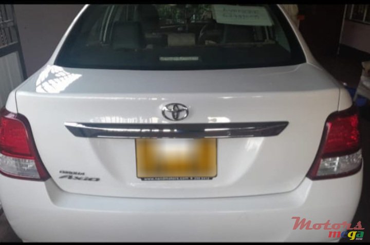 2015' Toyota Axio photo #2