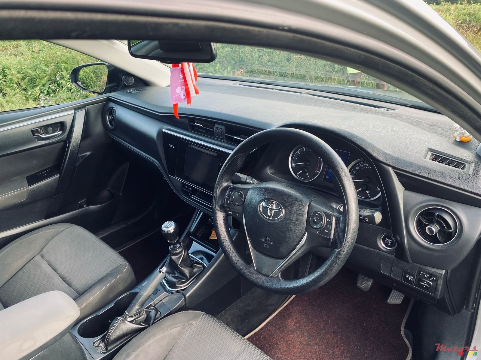 2017' Toyota Corolla photo #6