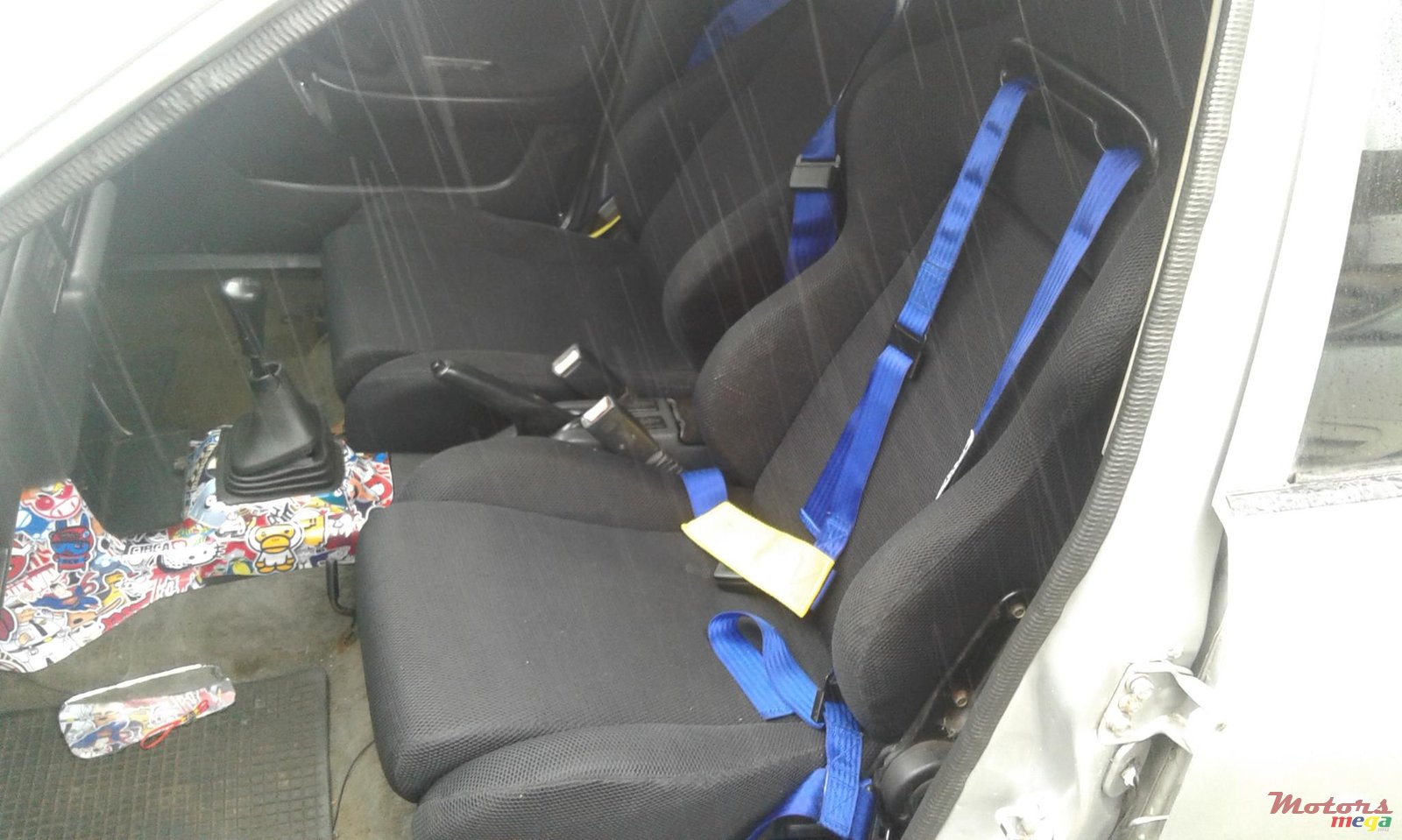 1990' Mazda 323 photo #4