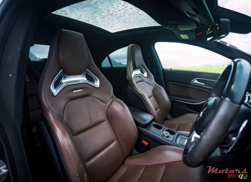 2016' Mercedes-Benz CLA 45 AMG photo #7