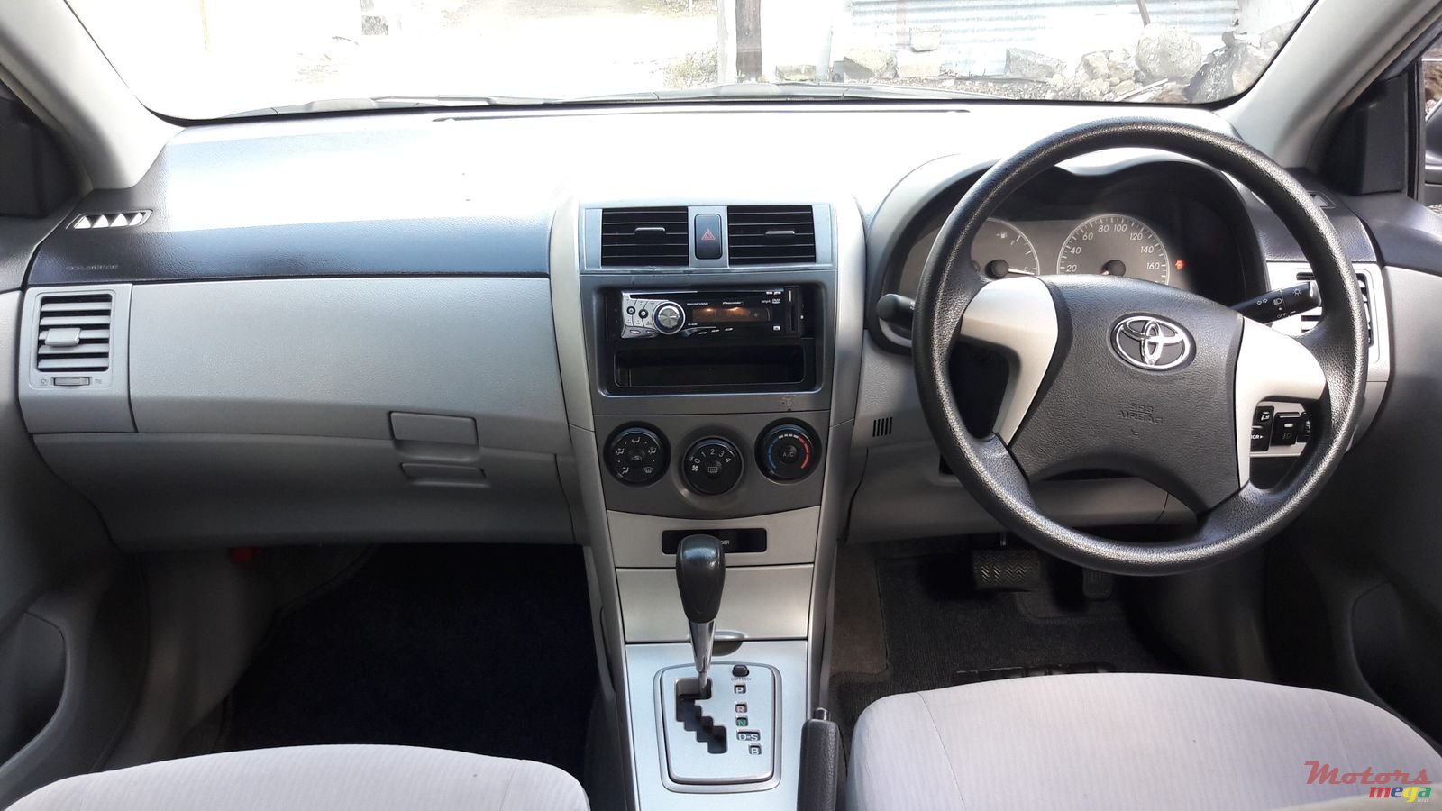 2008' Toyota Axio photo #1