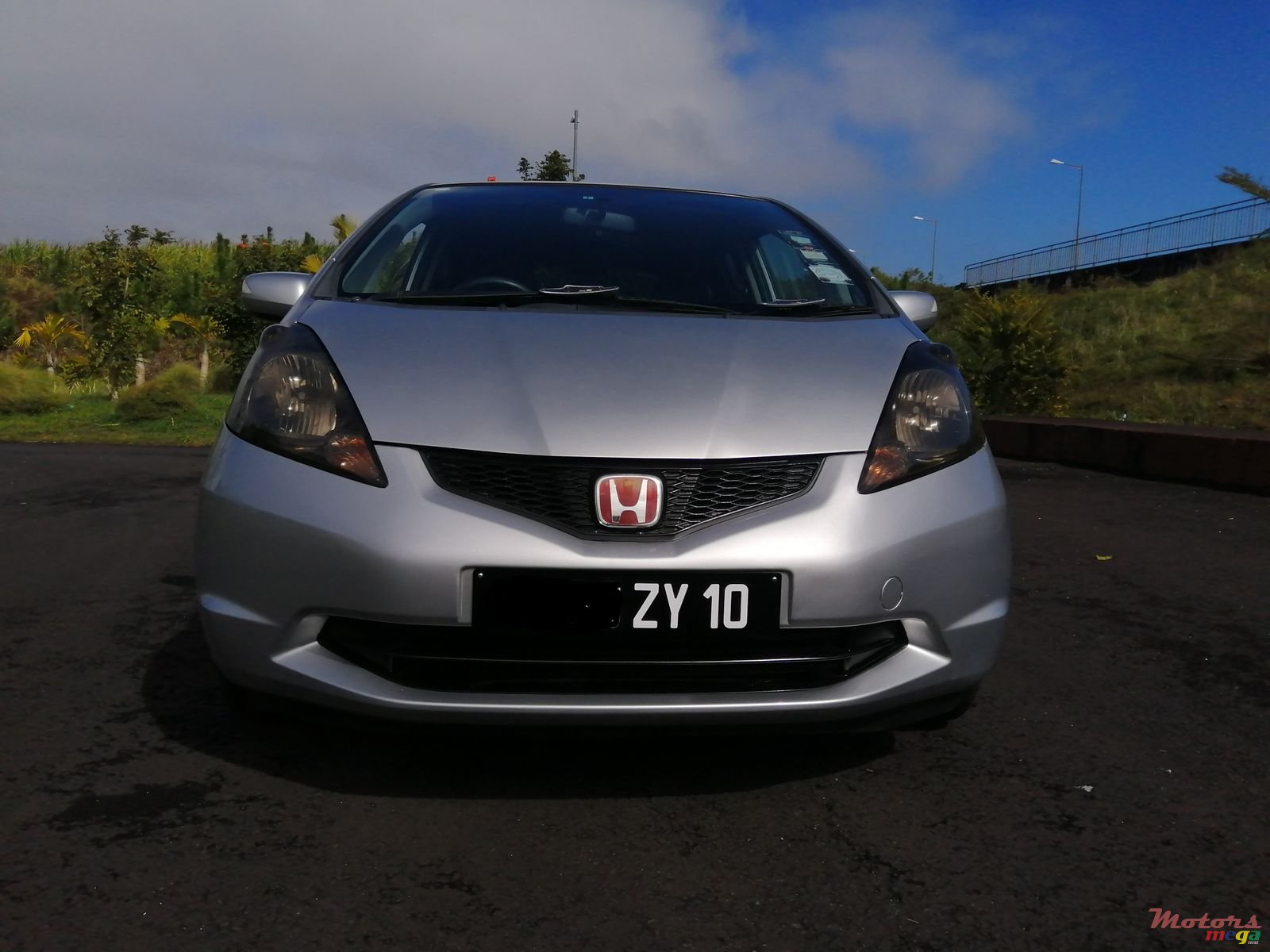 2010' Honda Fit Automatic photo #2
