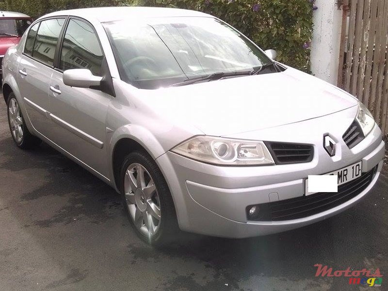 2010' Renault Megane 1.6 Lux photo #1