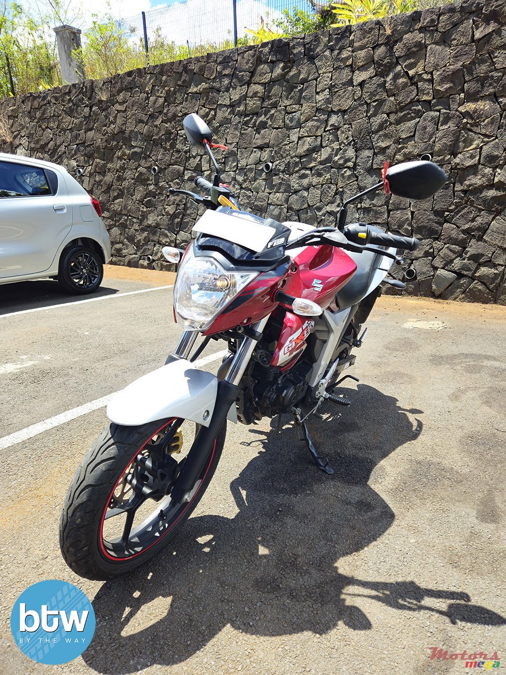 2020' Suzuki GSX150RZA photo #2