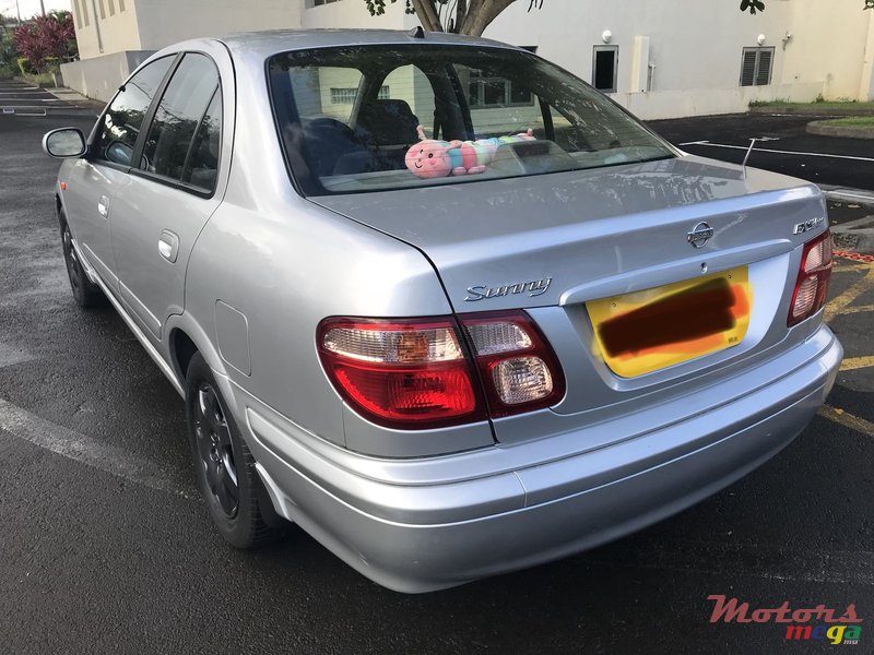 2001' Nissan Sunny photo #3