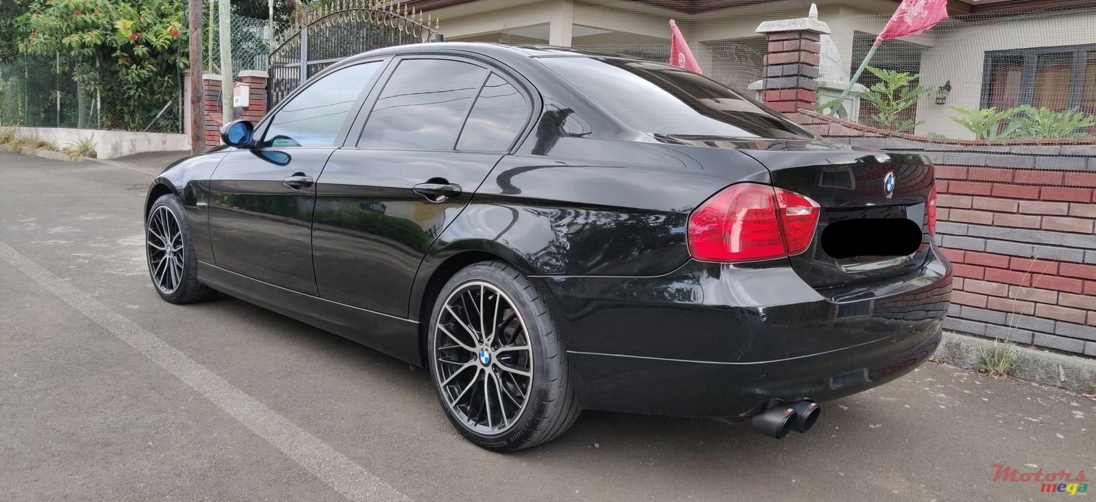 2008' BMW 3 Series Sedan photo #2