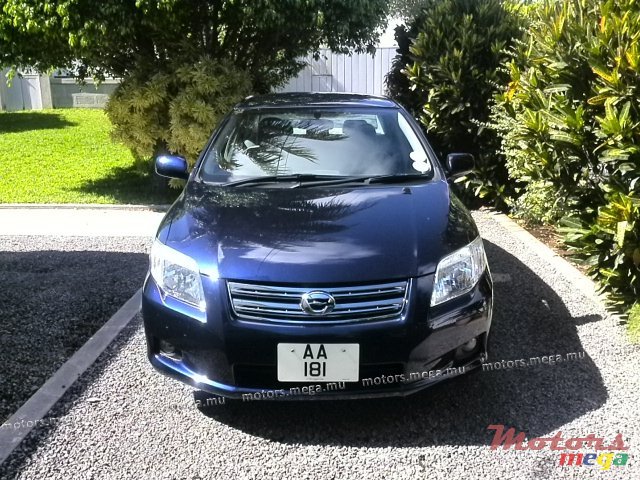 2007' Toyota Axio photo #1