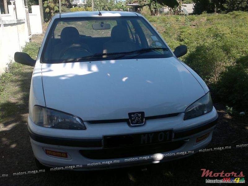 2001' Peugeot 106 photo #1