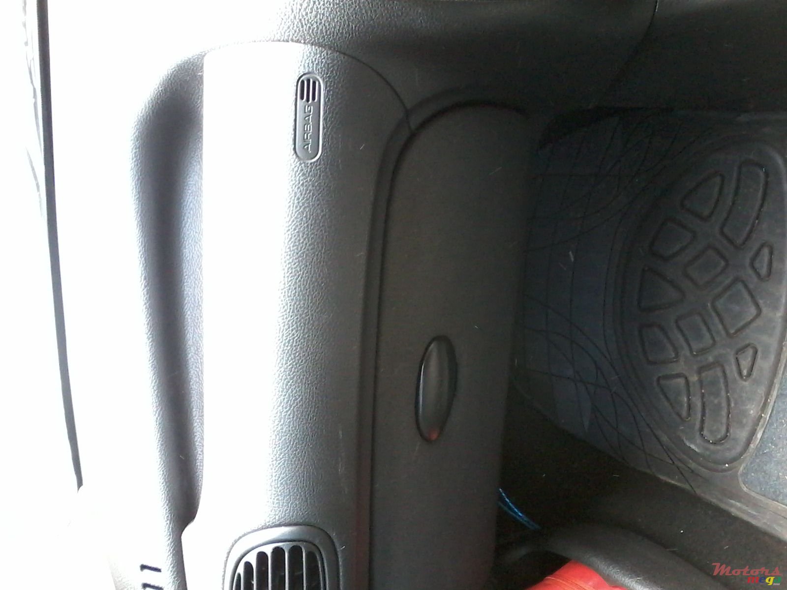 2008' Peugeot 206 photo #3