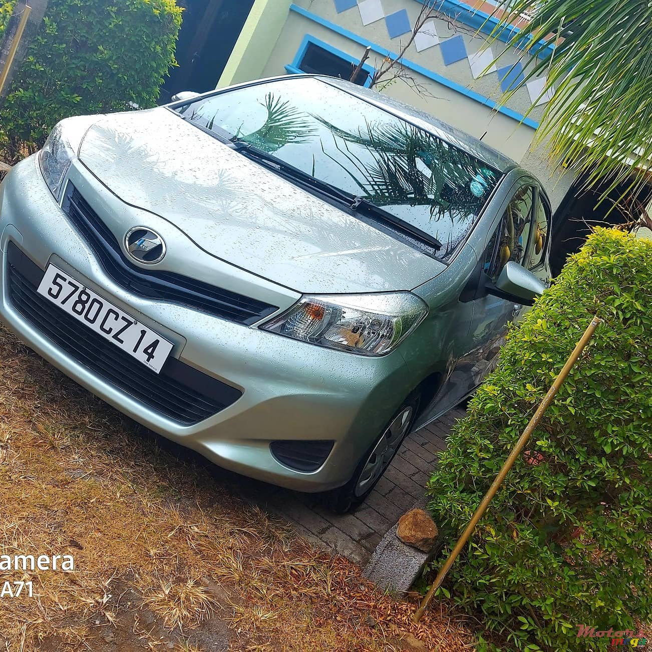 2014' Toyota Vitz Dorigine photo #5