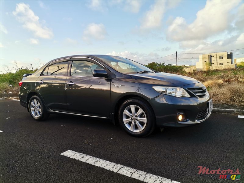 2012' Toyota Corolla photo #3