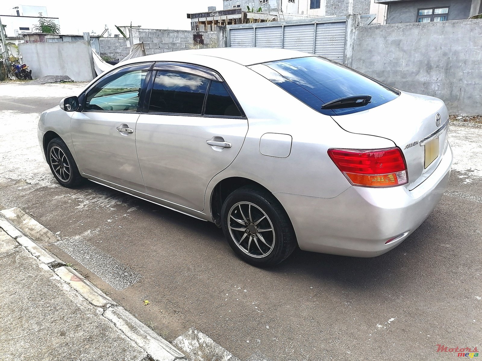 2009' Toyota Allion Lpg photo #3