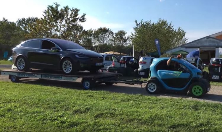 Say What? Renault Twizy Tows Tesla Model X