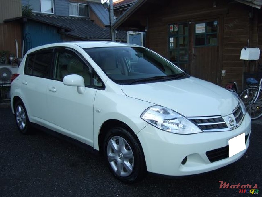 2008' Nissan Tiida photo #4