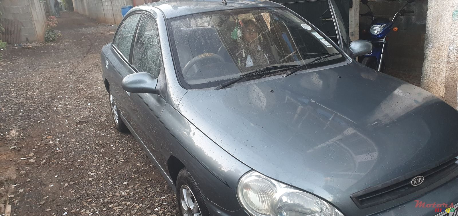 2002' Kia Rio photo #3