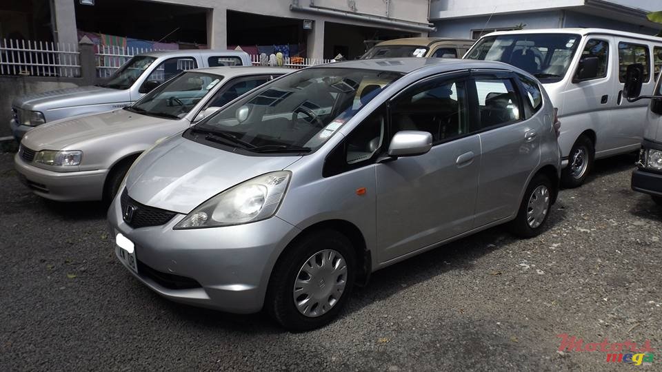 2008' Honda Fit photo #2