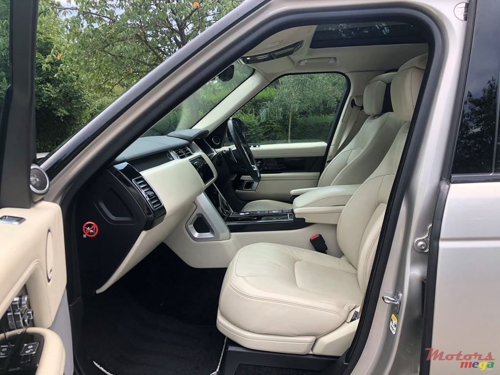 2019' Rover Range Rover Sport P400e HSE photo #4