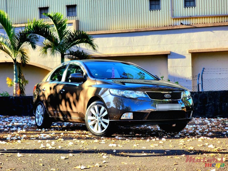 2012' Kia Cerato Full options photo #2