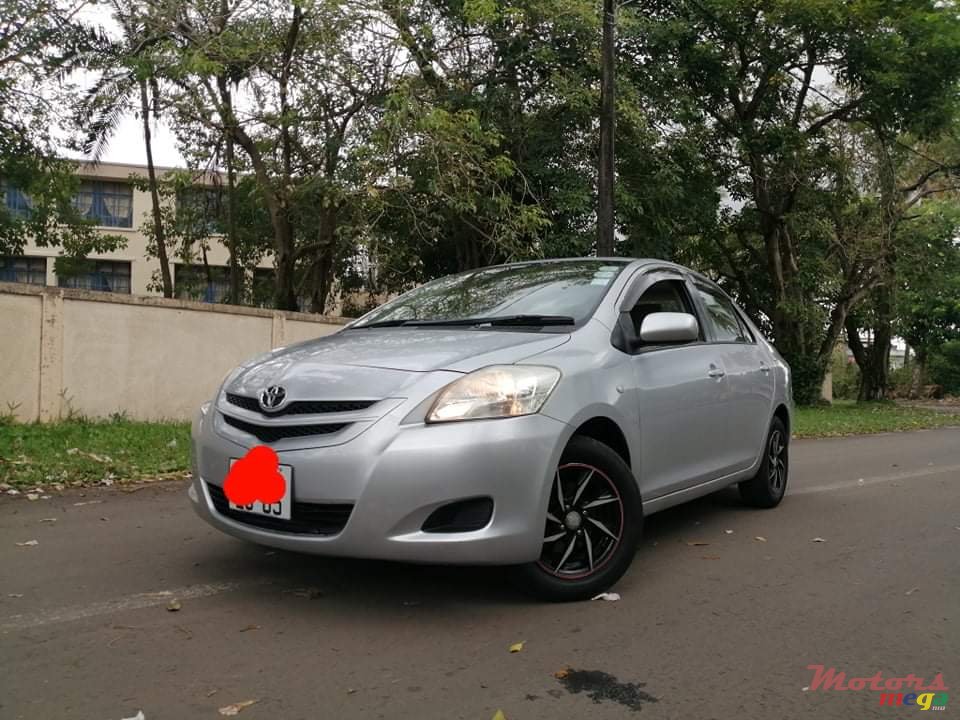 2005' Toyota photo #1