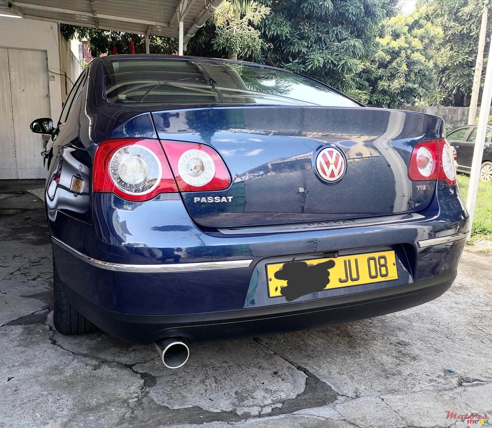 2008' Volkswagen Passat B6 photo #1
