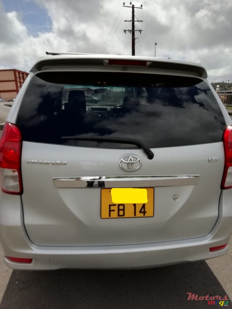 2014' Toyota Avanza photo #3