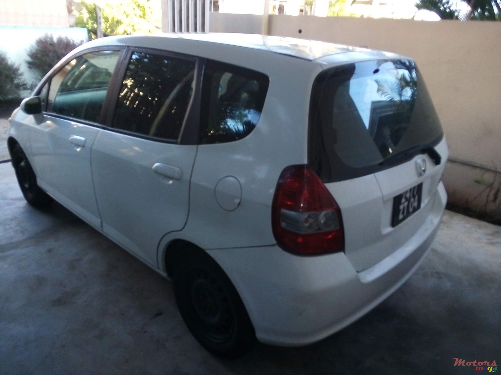 2004' Honda Fit photo #4