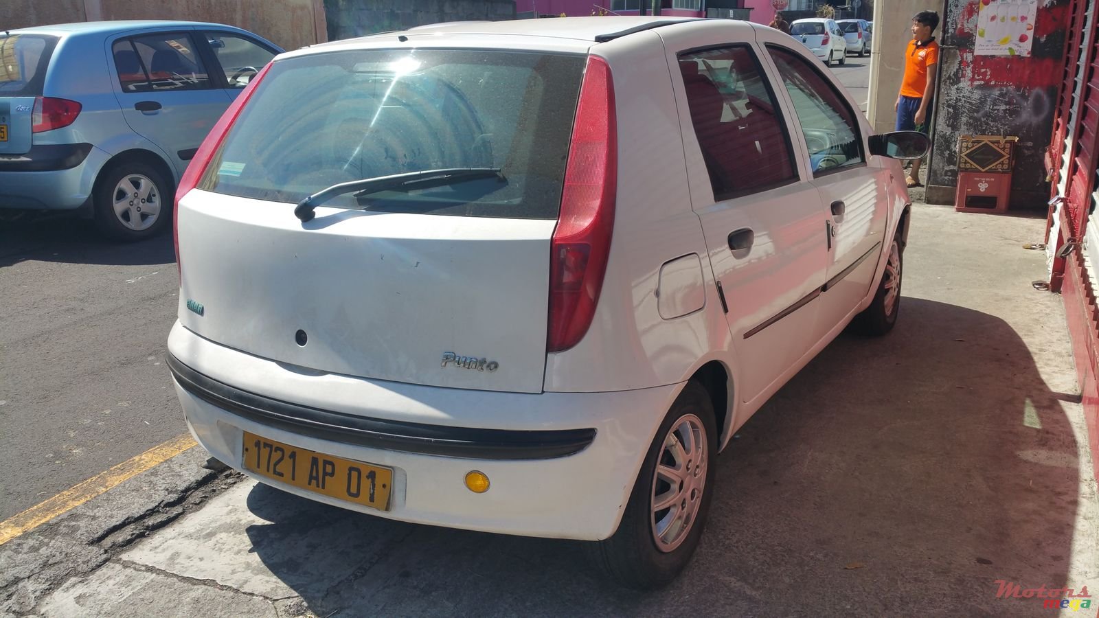 2001' Fiat Punto photo #1