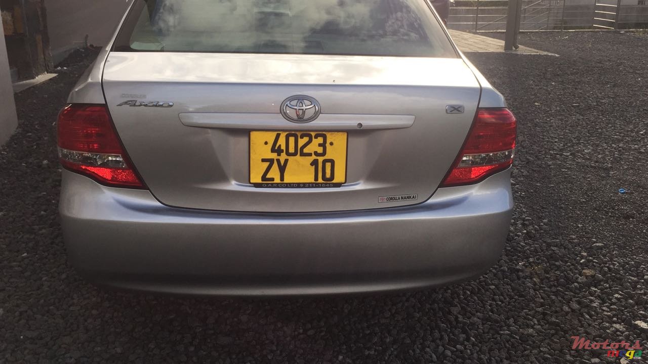 2010' Toyota Axio photo #3