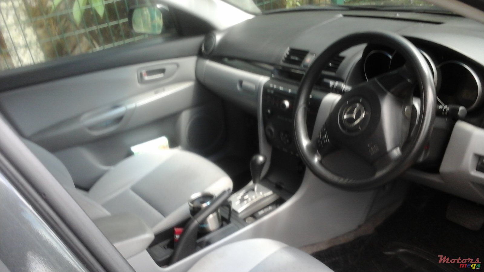 2005' Mazda 3 photo #4