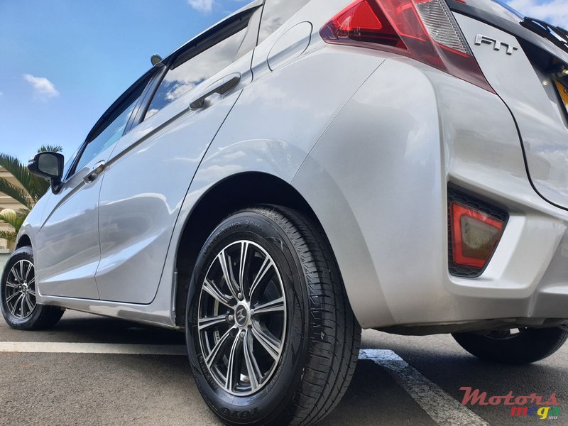 2016' Honda Fit photo #2