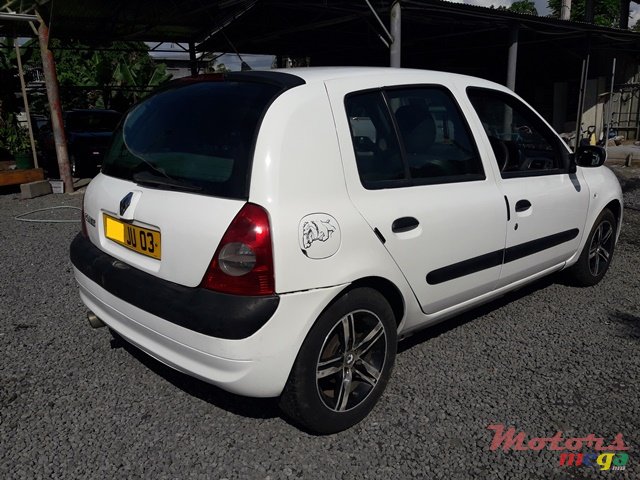 2003' Renault clio photo #6