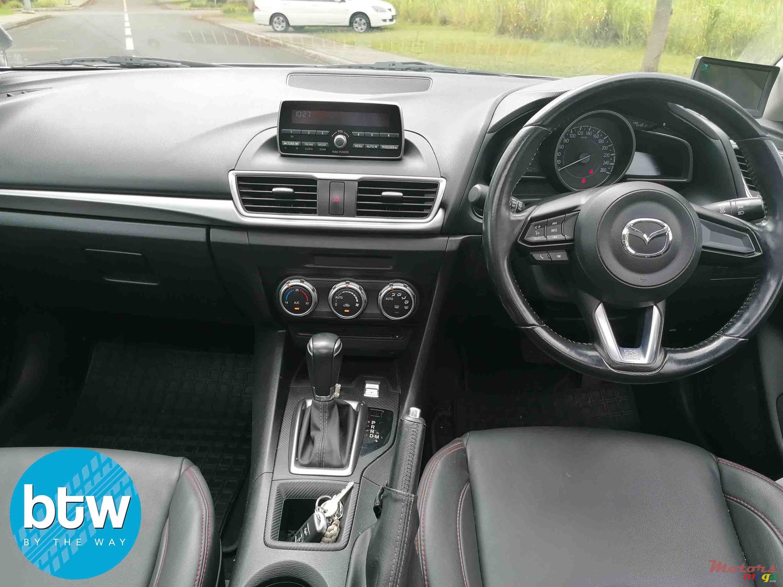 2018' Mazda 3 photo #6