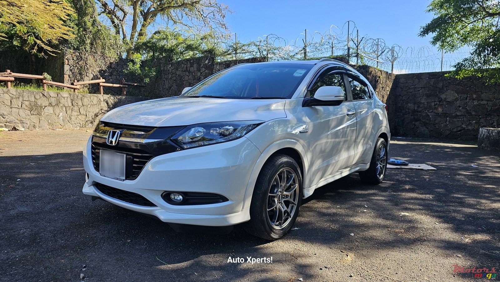 2016' Honda HR-V Vezel z sensing photo #2