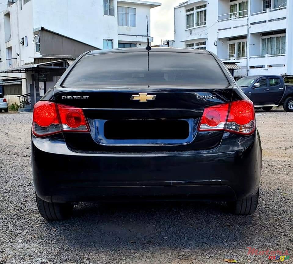 2012' Chevrolet Cruze photo #4
