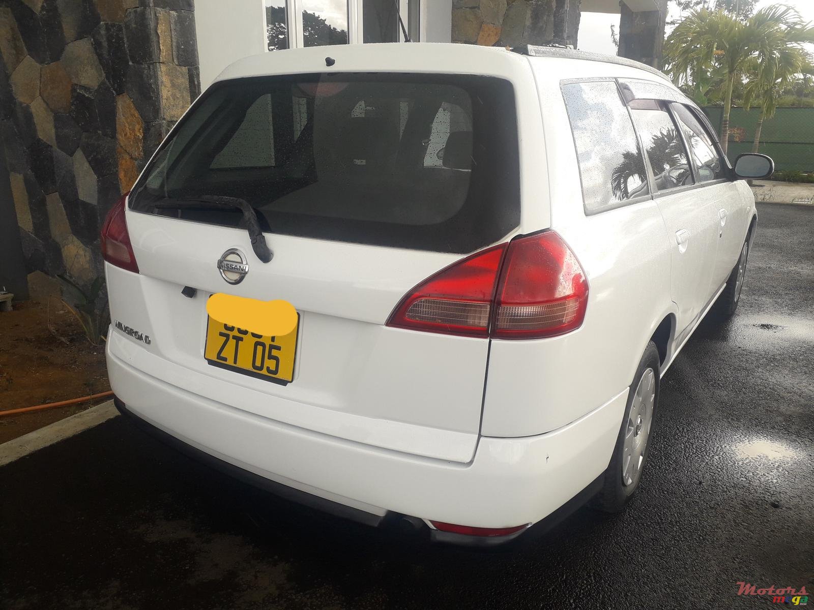 2005' Nissan photo #1