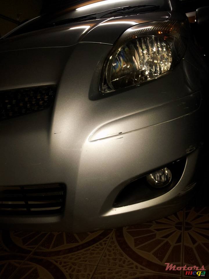 2008' Toyota Vitz photo #6