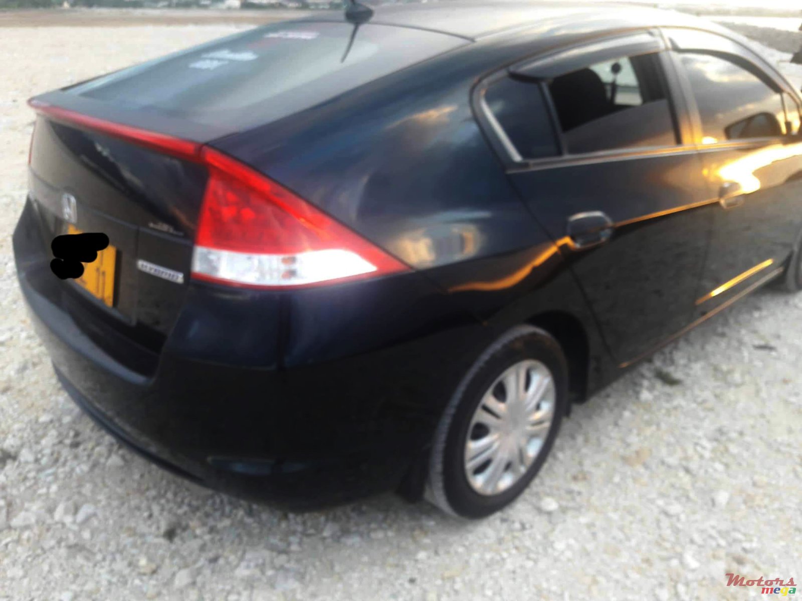 2011' Honda Insight photo #1